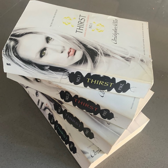 Book set Thirst No. 1, 2, 3, 4 Christopher Pike - Picture 2 of 2